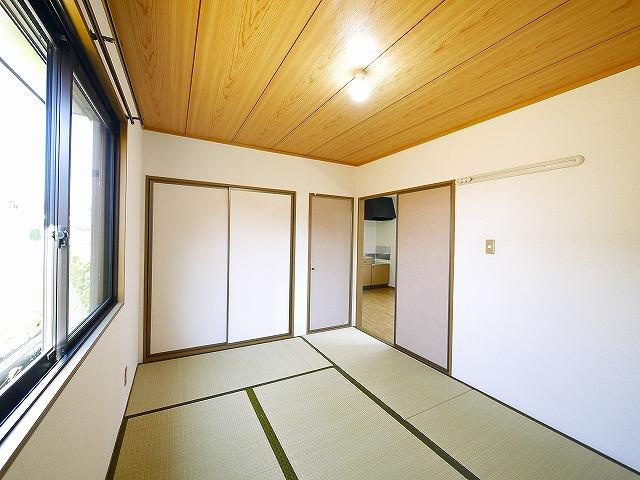 サンリッチの内装|フローリングだけでなく、和室もあります