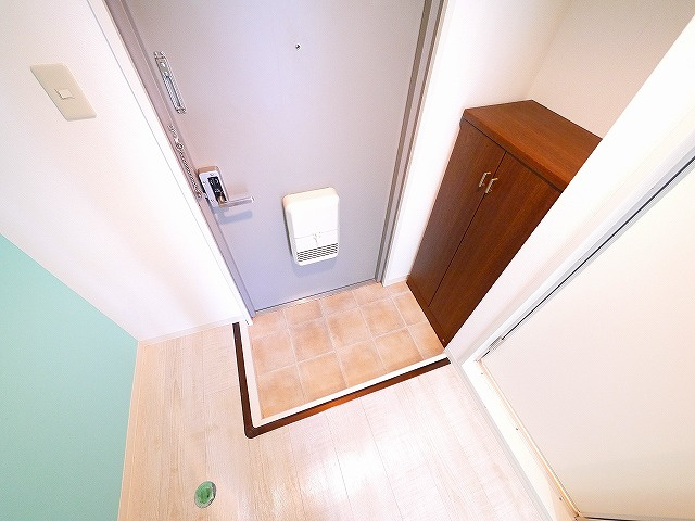 シャトレーの玄関|毎日通る玄関はこちらです