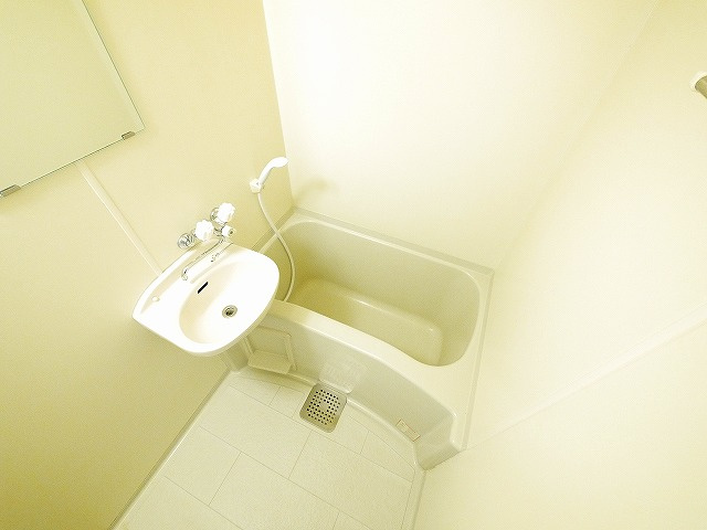 シャトレーの浴室|お風呂で日々の疲れを落としましょう