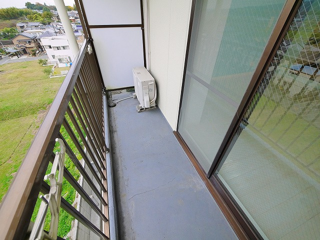 シャトレーのバルコニー|落ち着いた時間を過ごせるバルコニーです