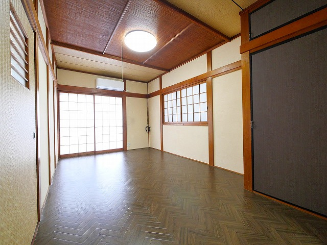 帝塚山６丁目テラスハウスの洋室