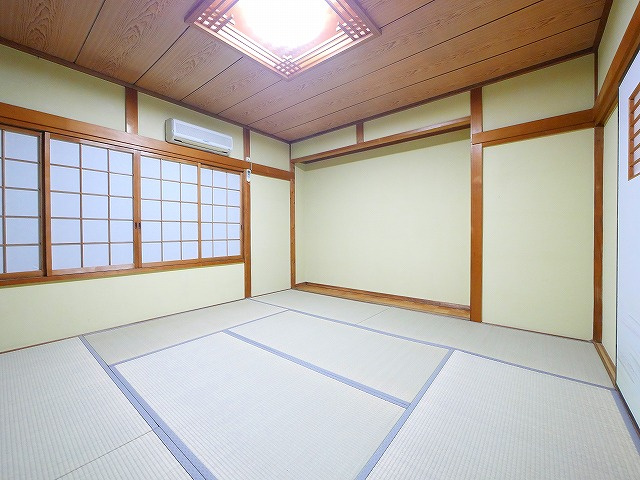 帝塚山６丁目テラスハウスの寝室