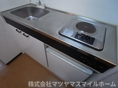 【キッチン】 | ランドロードトミオ