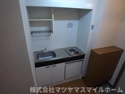 【キッチン】 | ランドロードトミオ