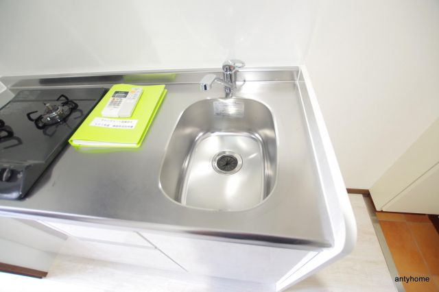 ウインズコート西梅田2　仲介手数料無料のキッチン