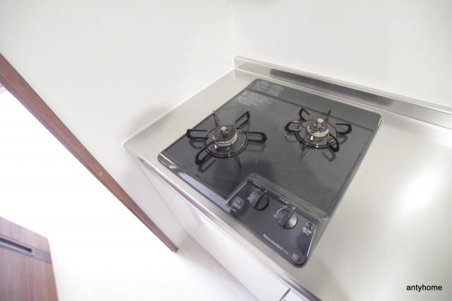 ウインズコート西梅田2　仲介手数料無料のキッチン