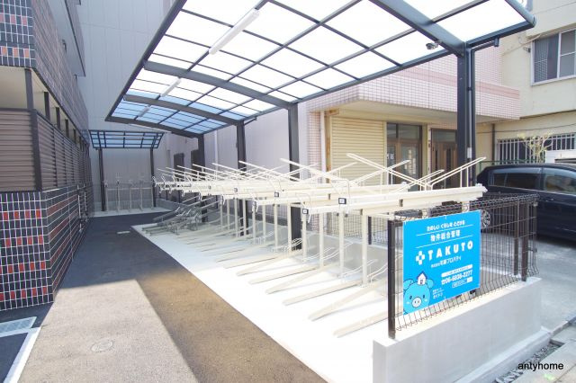 ウインズコート西梅田2　仲介手数料無料の駐車場