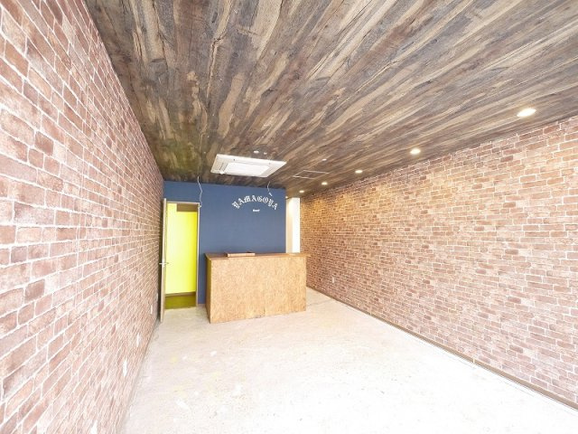 東海マンションのロビー