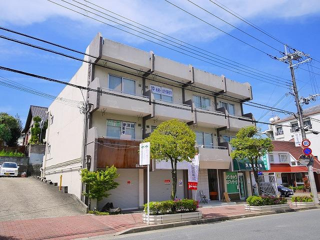 東海マンションの外観