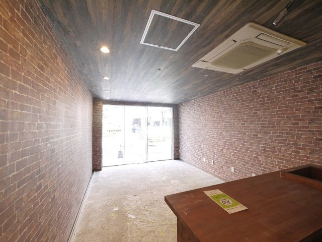 東海マンションのロビー