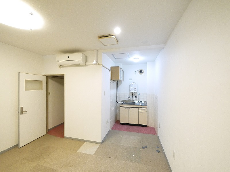 東海マンションのロビー