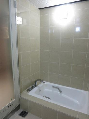 千代田区一番町の賃貸マンションの浴室