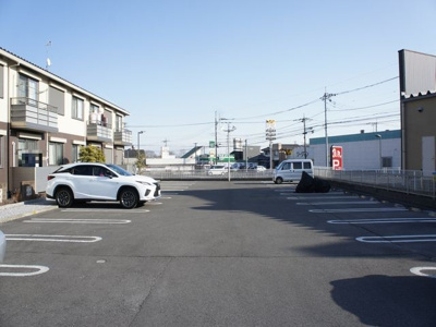 【駐車場】 | ヴィコロ壱番館 | 駐車場2台込みです♪