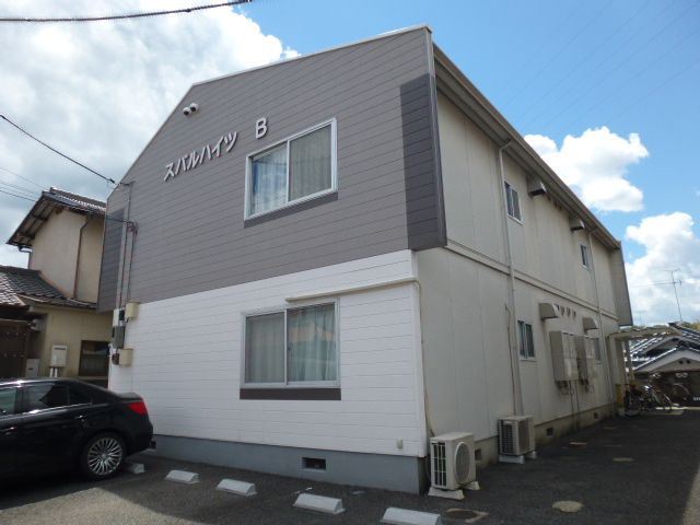 都窪郡早島町若宮のアパートの外観