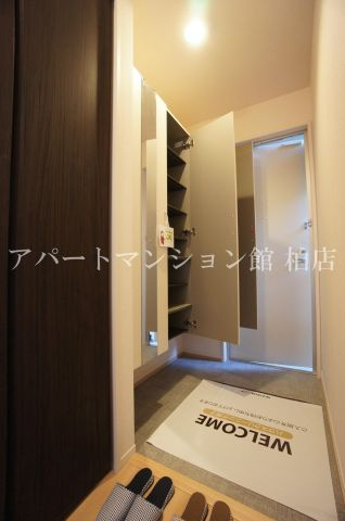 コンフォールコートの玄関