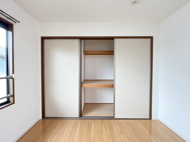 ルミエールひえづの収納