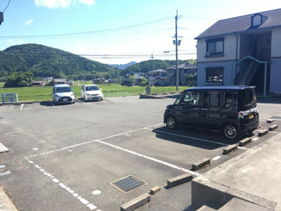 【駐車場】 | サンハイツミナミ