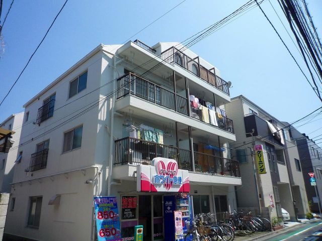 オリンポス田端の外観