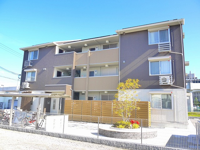 グランドゥールの外観|建物外観を気になさる方へ、見た目の良い物件です