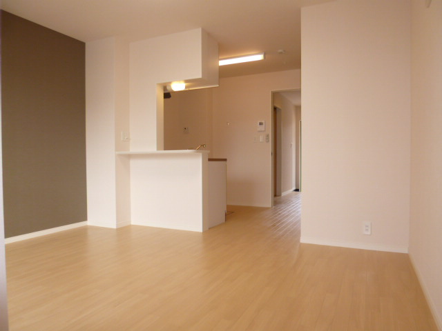 カーサ　ソレイユの居間・リビング|洋室