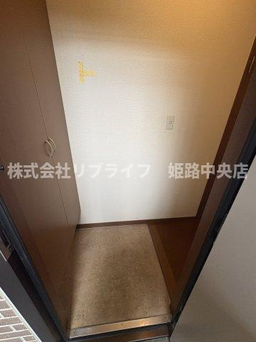 サニーホームズの玄関