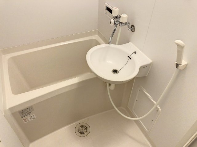 Chatsworth七日町の浴室|落ち着いた空間のお風呂です