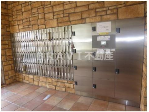 アーバネックス福島　BRAVI不動産のエントランス|【アーバネックス福島】建物の内部です