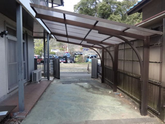 【駐車場】