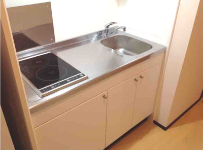 【キッチン】 | クレイノファミーユＳ | IH&ラジエントヒーターの2口コンロ完備