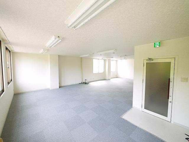 好生ビルの内装