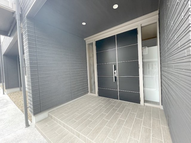 メゾンマスト名須川Cのエントランス