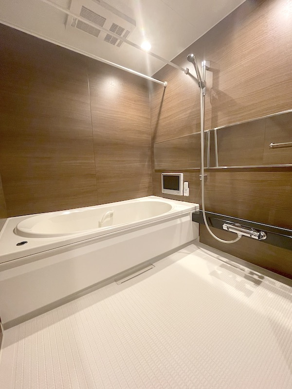 メゾンマスト名須川Cの浴室