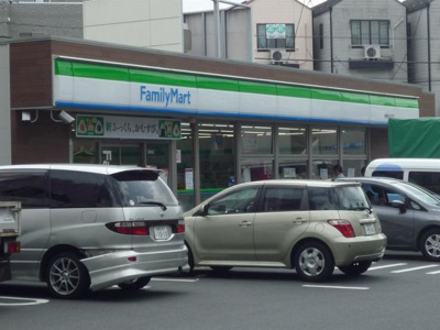 【周辺】 | スターハイツ | 近隣のコンビにです。