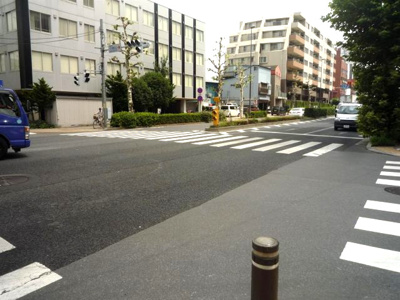 【周辺】 | スターハイツ | 近隣の川越街道です。