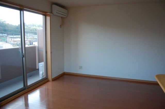 【居間・リビング】 | サクラフルーリ | ※同物件別室参考写真