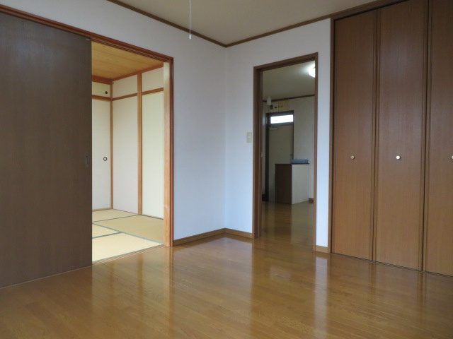 【洋室】 | 光ハイツ平田 | <光ハイツ平田>
