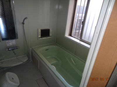 【浴室】 | さいたま市緑区宮本2丁目　高台南道路に面するカースペース2台の中古住宅