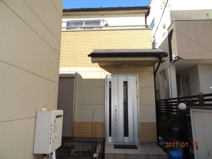 さいたま市緑区宮本2丁目　高台南道路に面するカースペース2台の中古住宅の画像