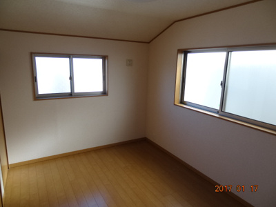 【子供部屋】 | さいたま市緑区宮本2丁目　高台南道路に面するカースペース2台の中古住宅