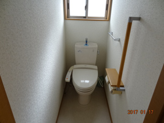 【トイレ】 | さいたま市緑区宮本2丁目　高台南道路に面するカースペース2台の中古住宅