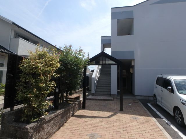 Ｊ青山の外観