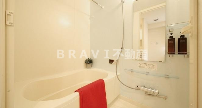 クロスレジデンス大阪新町　BRAVI不動産の浴室|【ベルファース大阪新町】お風呂で日々の疲れを落としましょう