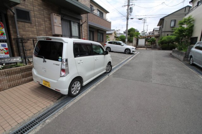 【駐車場】 | ウィルモア上野西