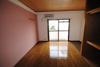 【居間・リビング】