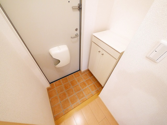 クレディーカーサの玄関