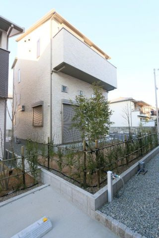 ガーデンタウン学文殿の外観