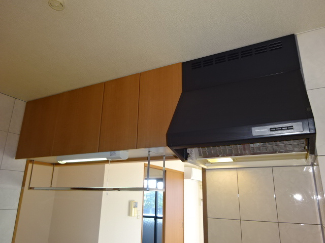 オレンジペコーのキッチン|キッチン上収納
