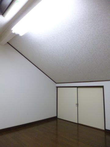 ドゥエルＫの収納|グルニエ
