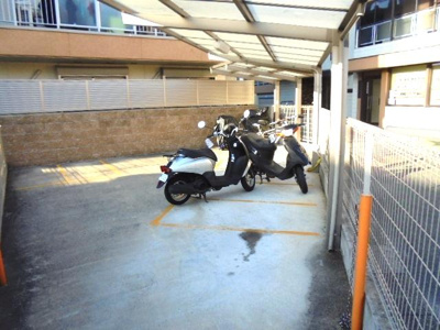 【その他共用部分】 | ヴィラほったⅡ | バイク置場（大型バイクも可）★