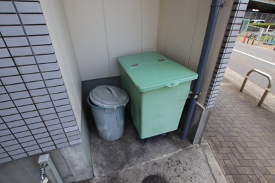 【その他共用部分】 | アルテリーベ | 敷地内ごみ置き場